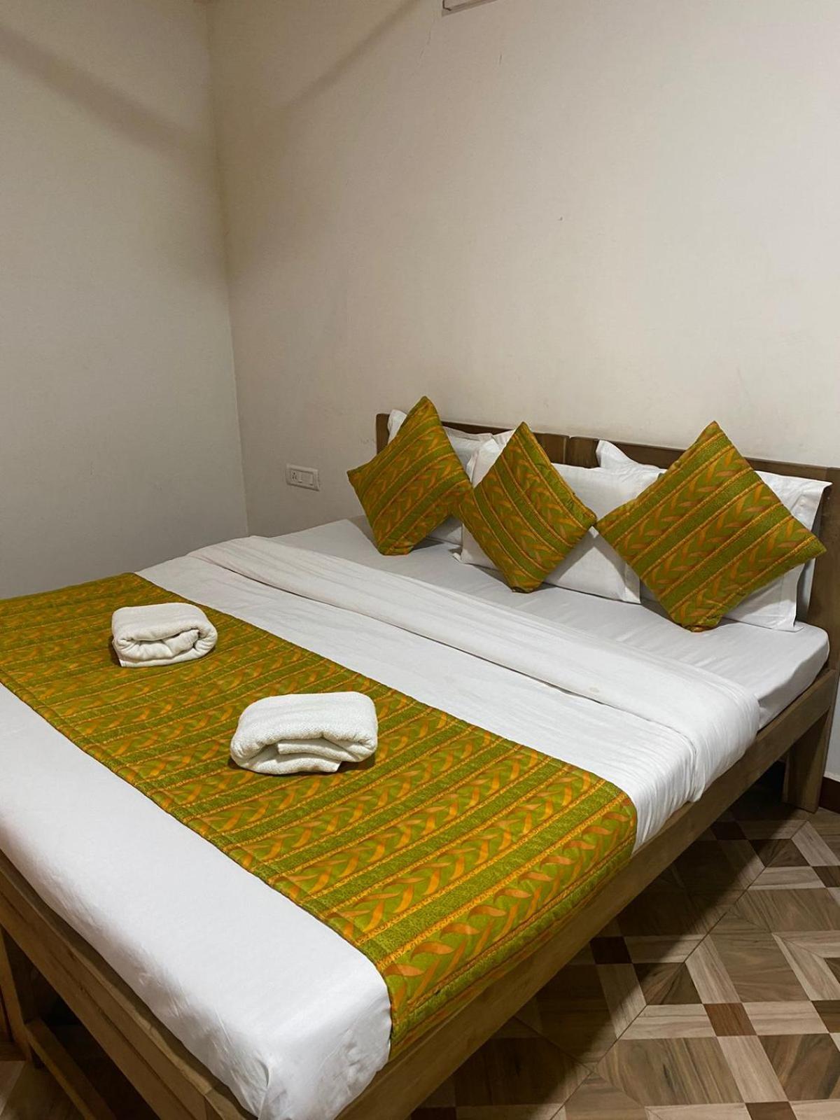 Baga Beach Prime Bagian luar foto
